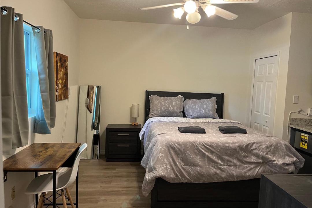 Photo of Bedroom in Seffner Community Alliance