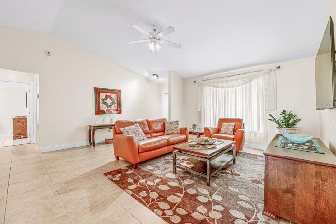 Photo of Livingroom in Royal Palm Beach