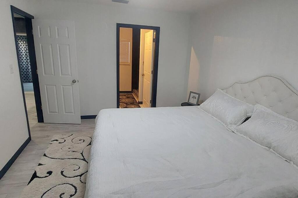 Photo of Bedroom in Tavares