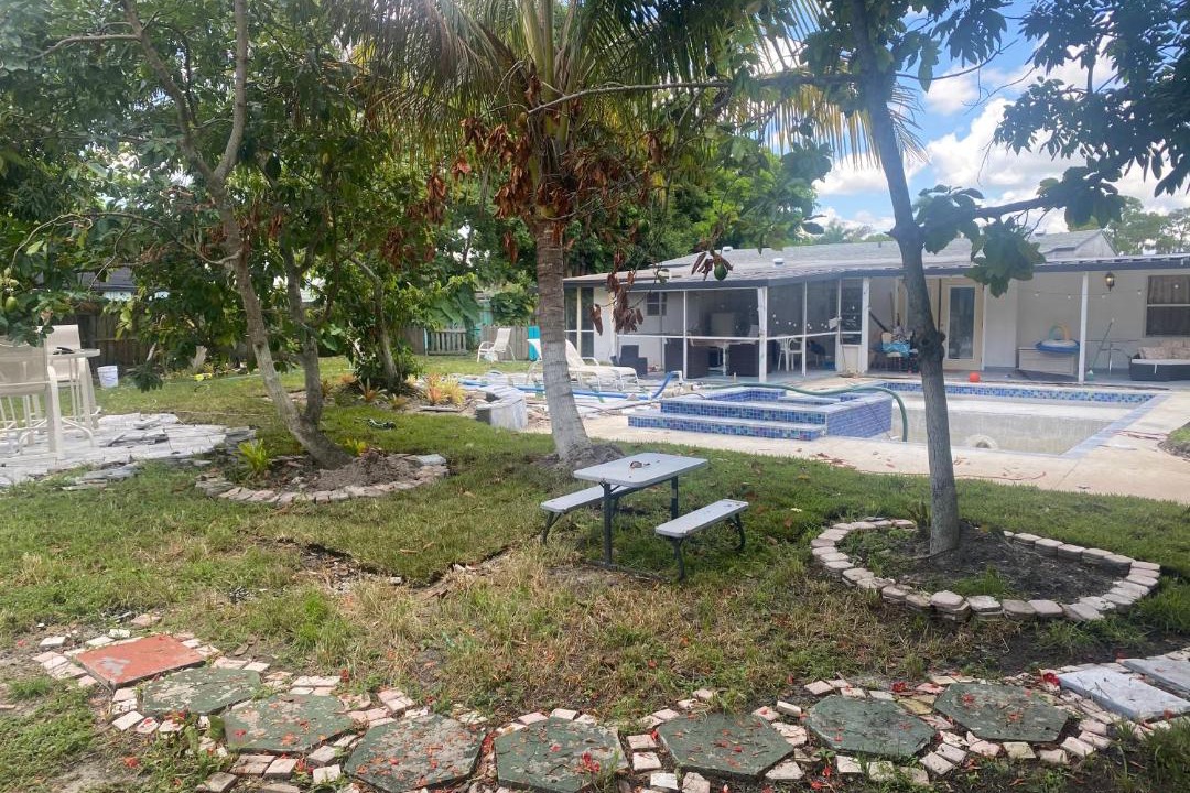 Photo of Others in Florida Gardens