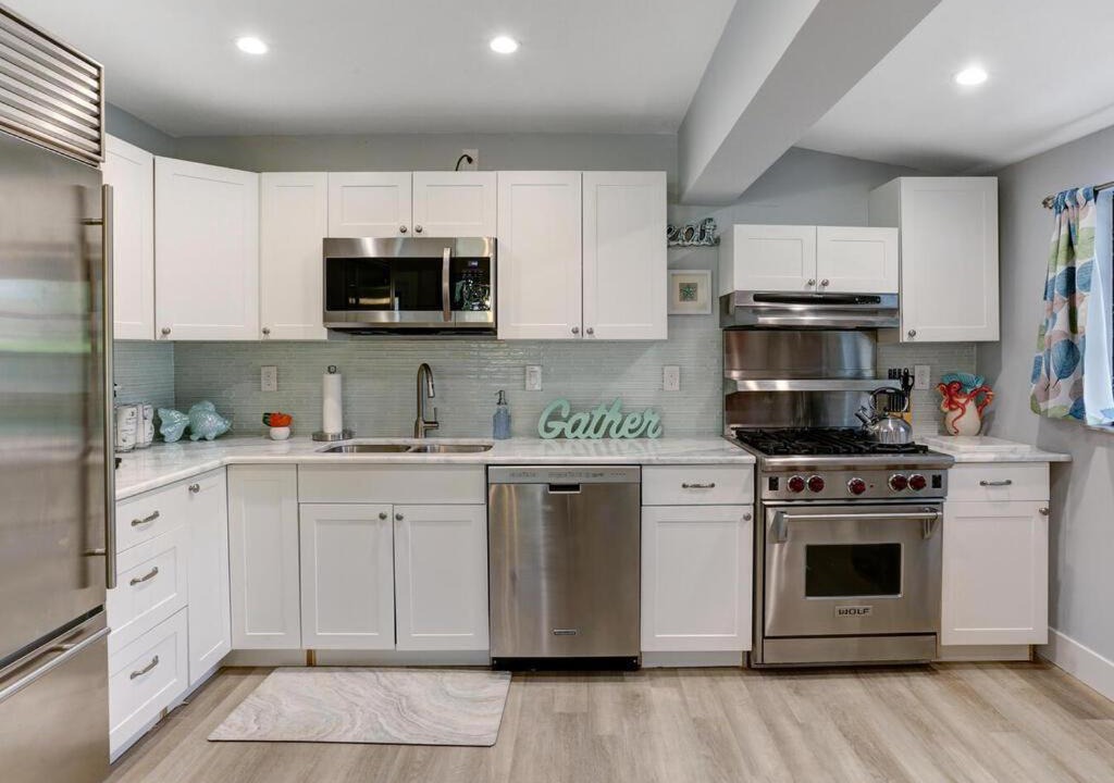 Photo of Kitchen in Lake Park