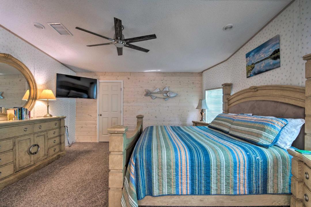 Photo of Bedroom in Homosassa