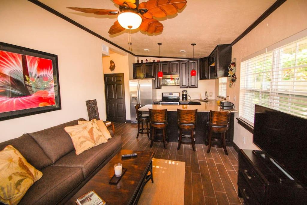 Photo of Livingroom in Port Canaveral