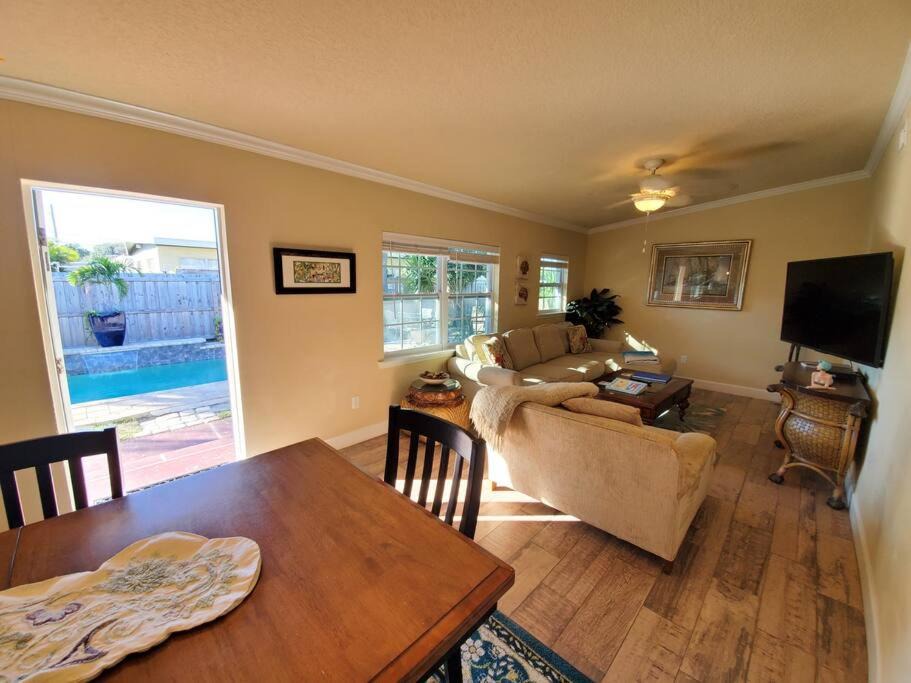 Photo of Livingroom in Port Canaveral