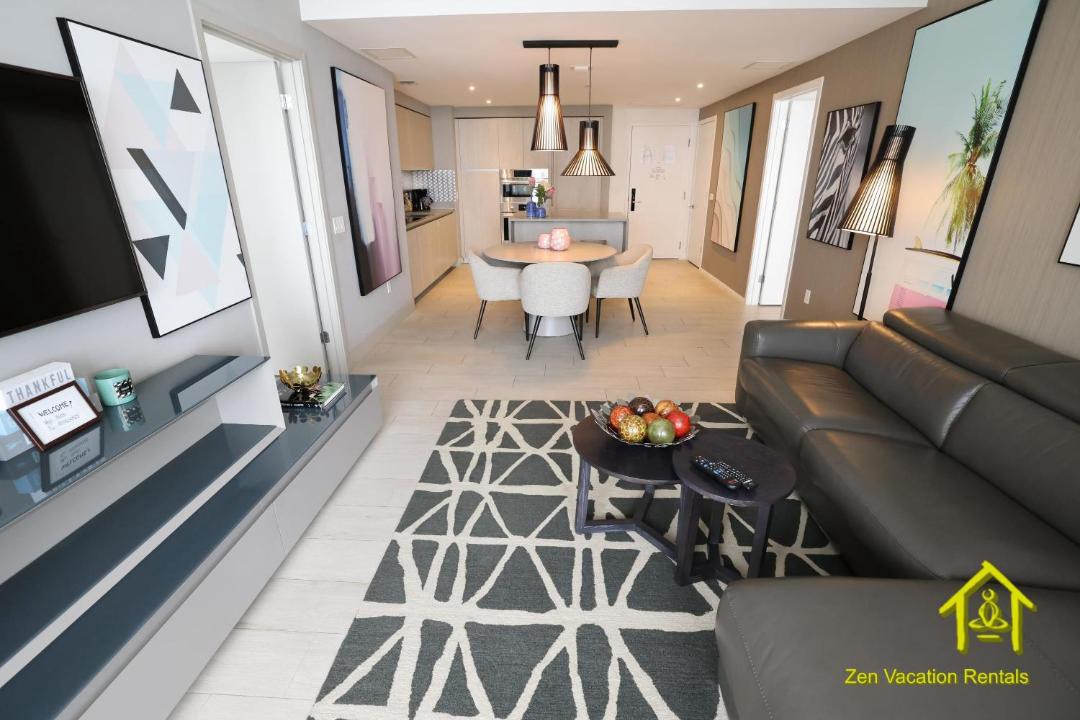 Photo of Livingroom in Hollywood South Central Beach