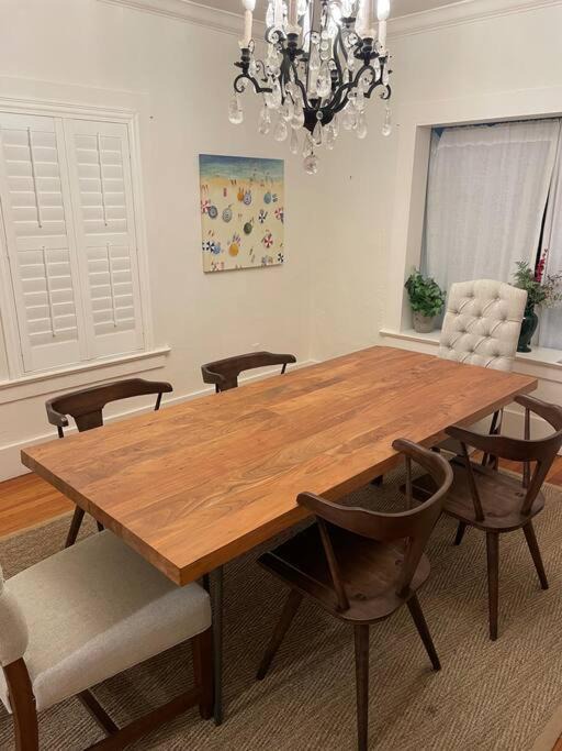 Photo of Livingroom in Old Northwood