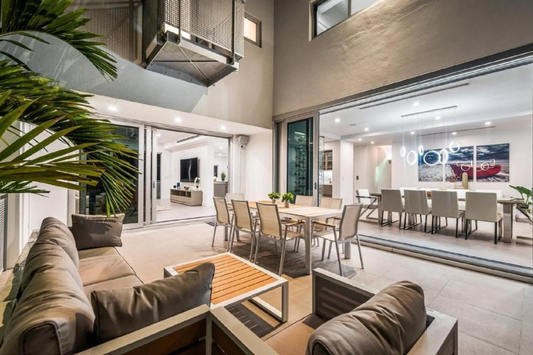 Photo of Livingroom in Northeast Coconut Grove