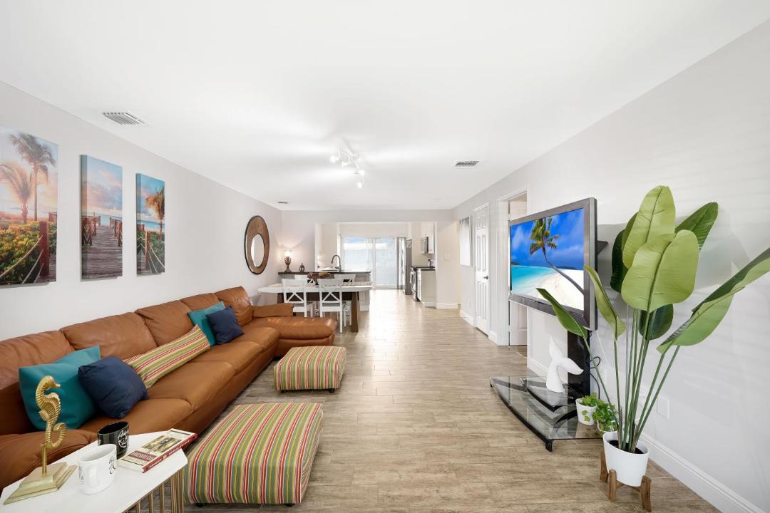 Photo of Livingroom in Melaleuca Gardens