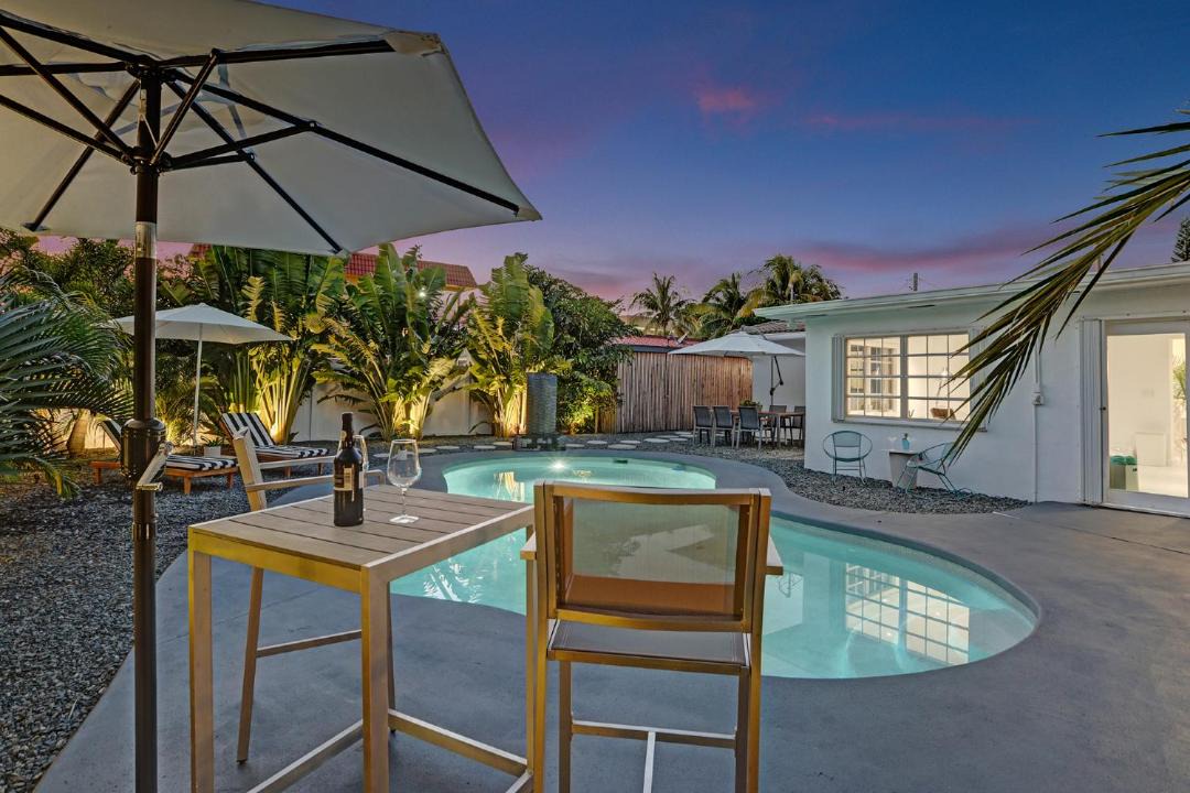 Photo of Others in Coral Ridge Isles