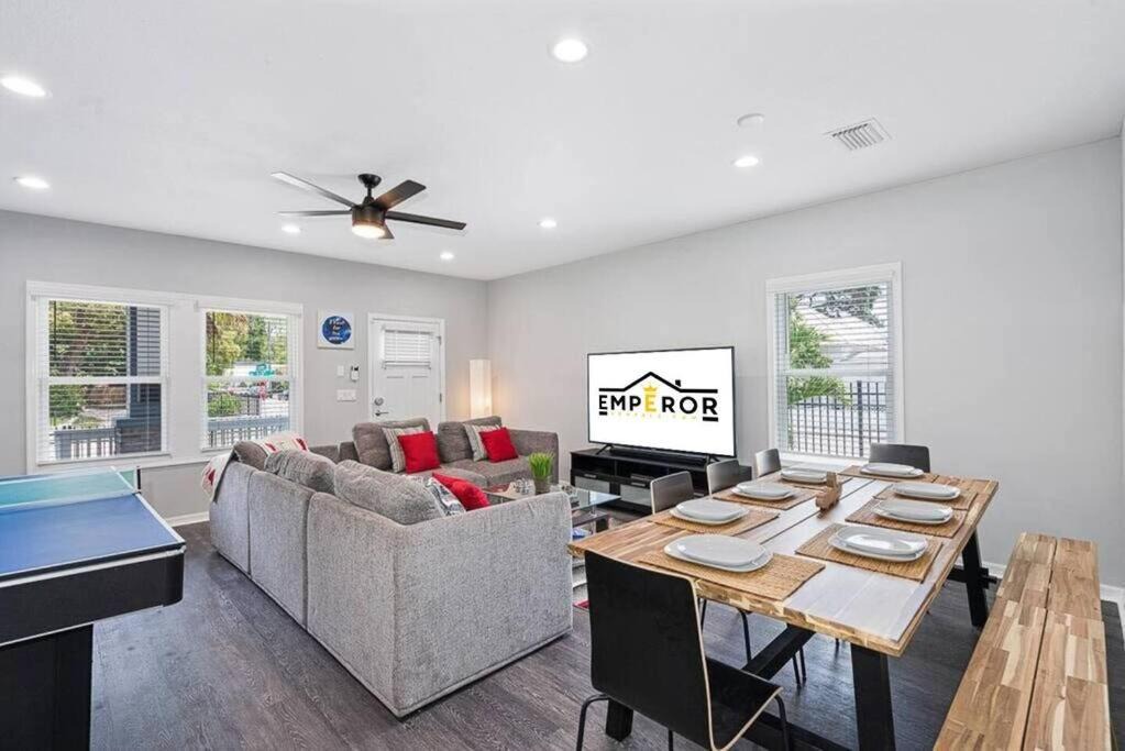 Photo of Livingroom in Ybor City