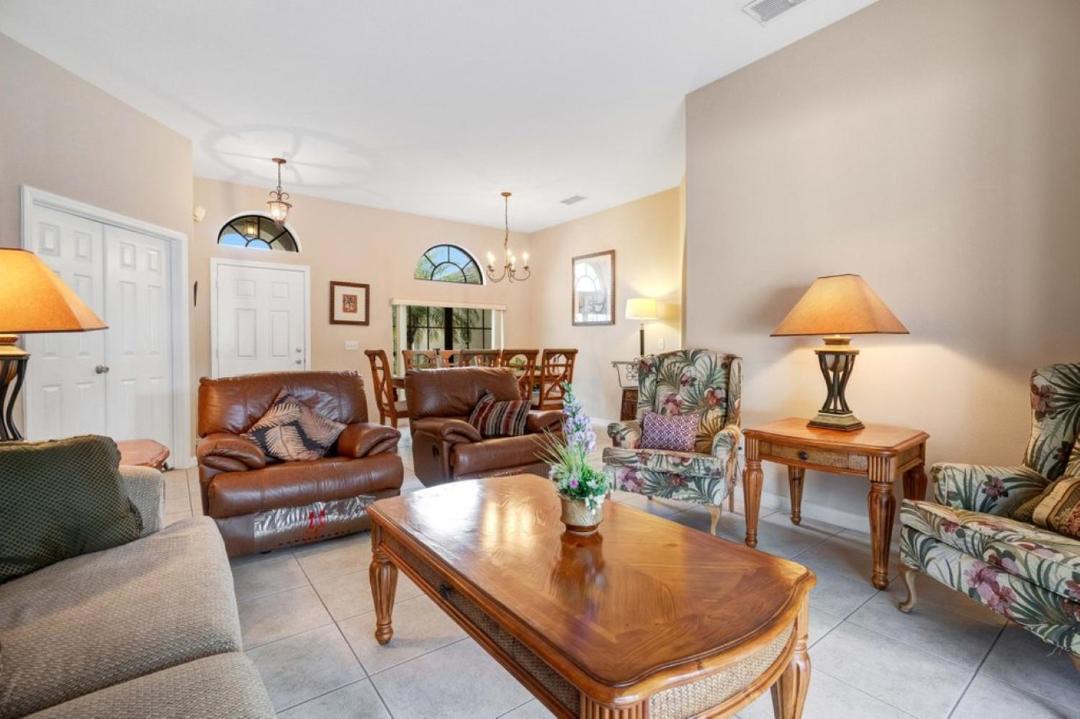 Photo of Livingroom in Legacy Park