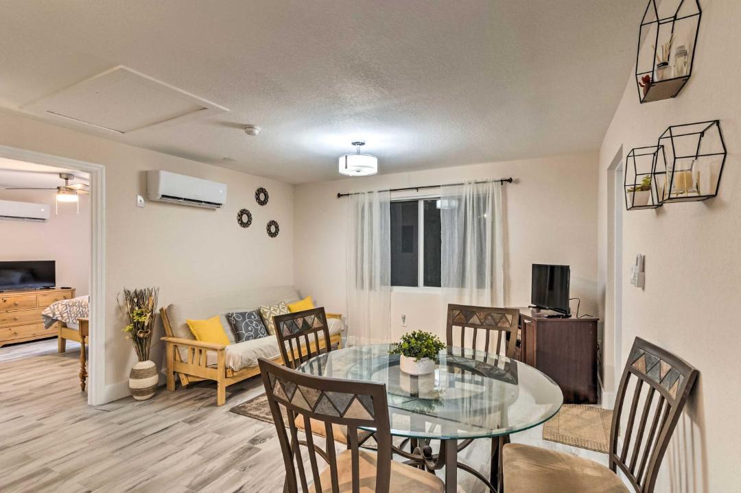 Photo of Livingroom in Riviera Beach