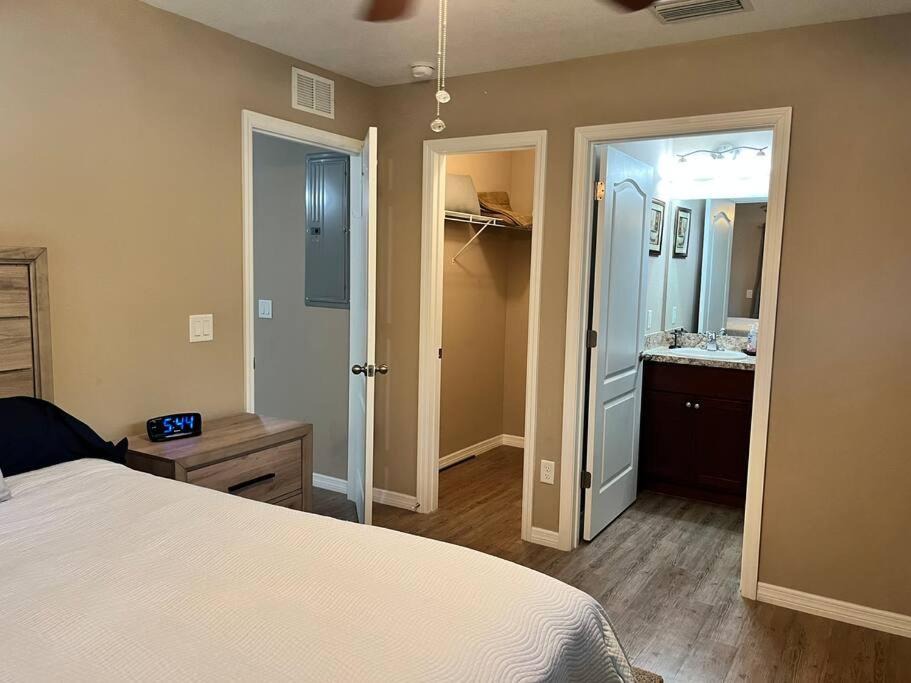 Photo of Bedroom in Citrus Springs