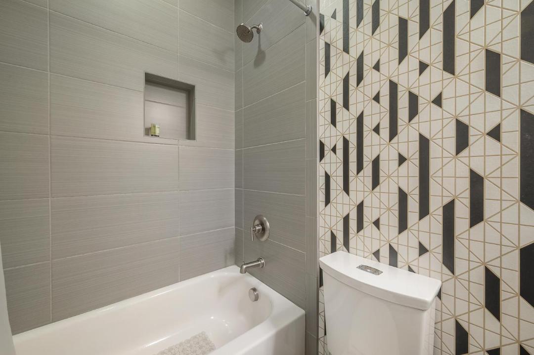 Photo of Bathroom in Courier City - Oscawana