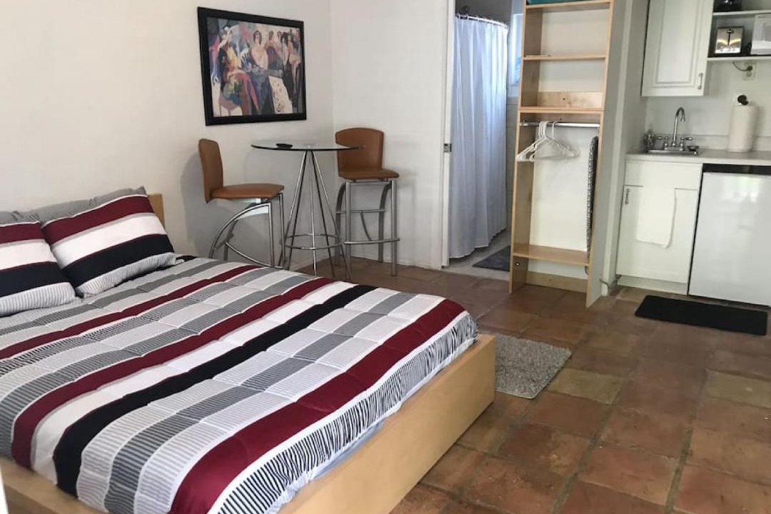 Photo of Bedroom in Hendricks and Venice Isles