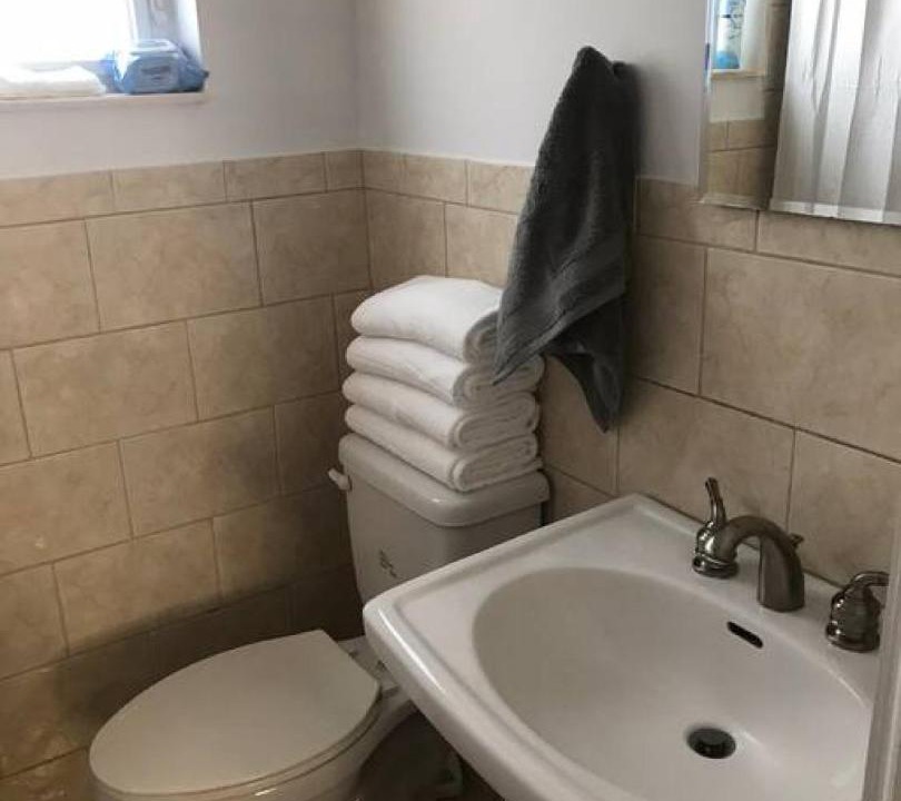 Photo of Bathroom in Hendricks and Venice Isles