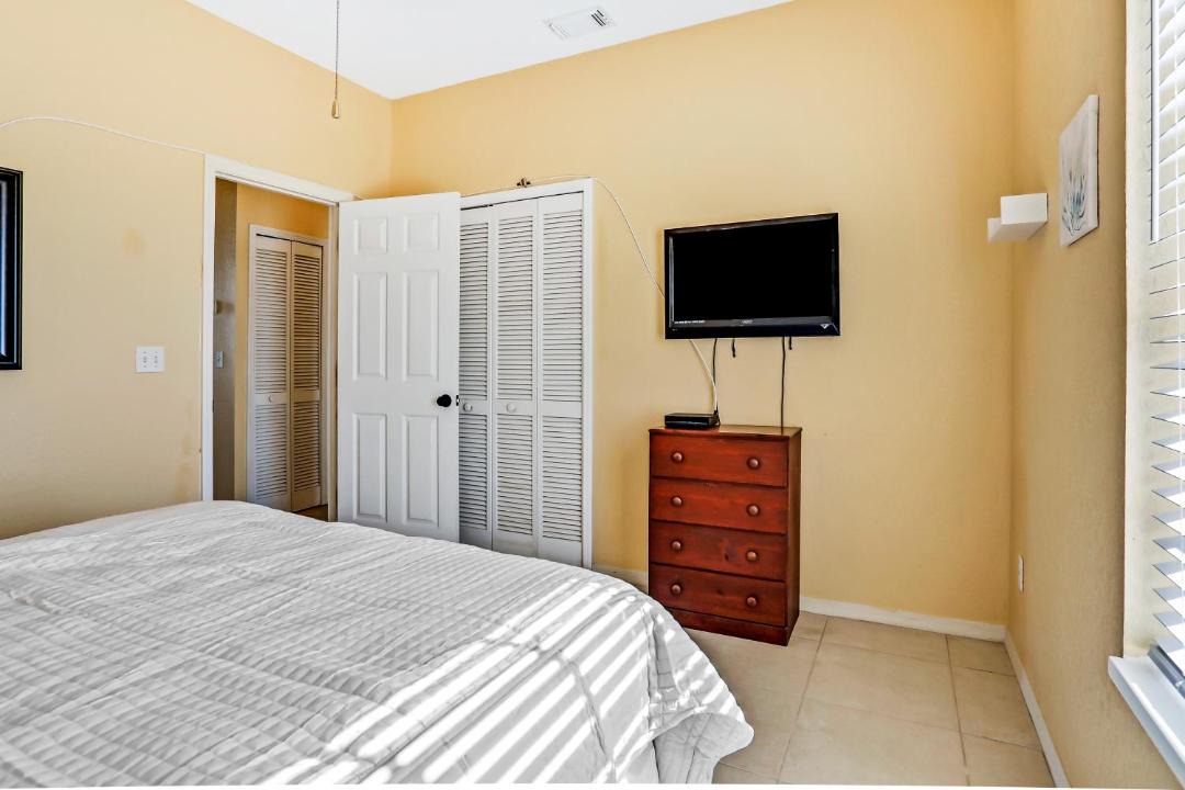 Photo of Bedroom in New Smyrna Beach