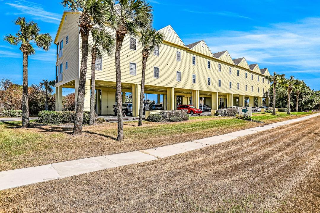 Photo of Buildings in New Smyrna Beach