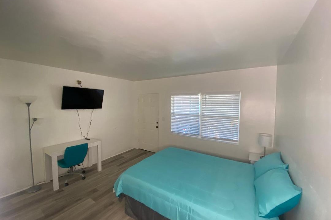 Photo of Bedroom in Crescent Lake