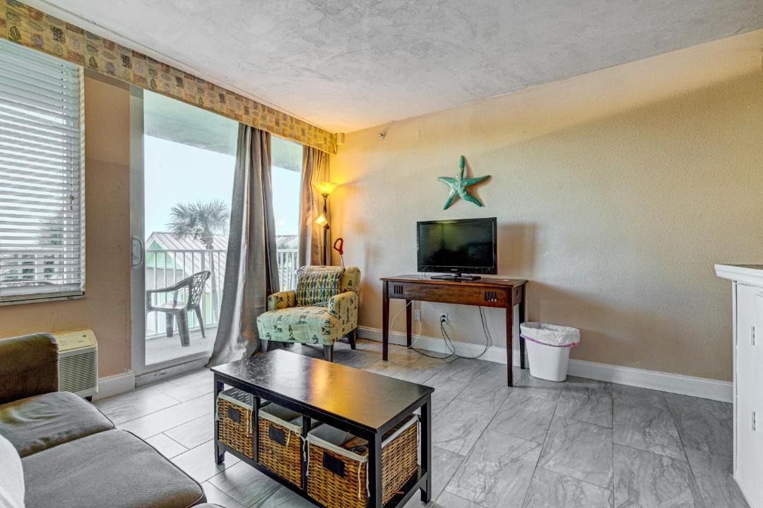 Photo of Livingroom in Lenox Park