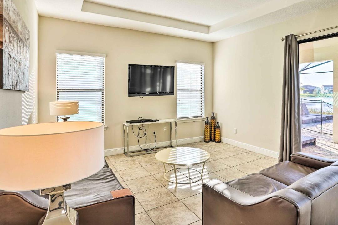 Photo of Livingroom in Haines City