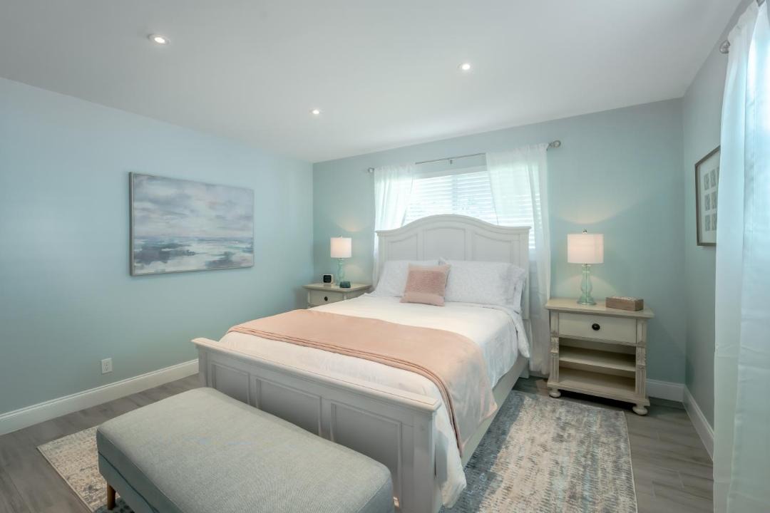 Photo of Bedroom in South Palm Park Neighborhood Association