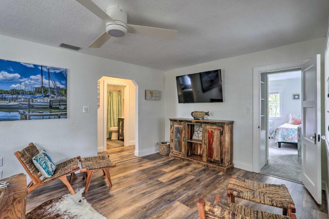 Photo of Livingroom in Safety Harbor