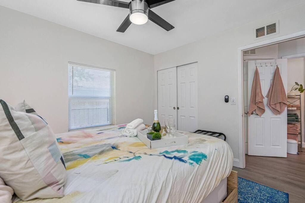 Photo of Bedroom in United Central