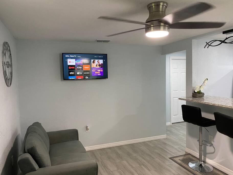 Photo of Livingroom in Parrish