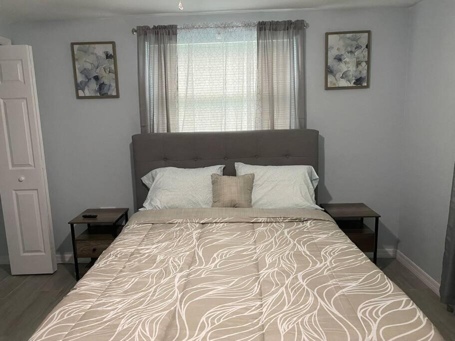 Photo of Bedroom in Parrish
