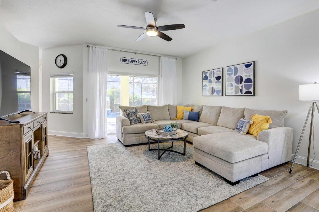 Photo of Livingroom in River Pointe