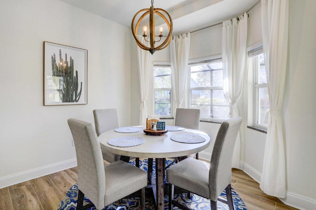 Photo of Livingroom in River Pointe