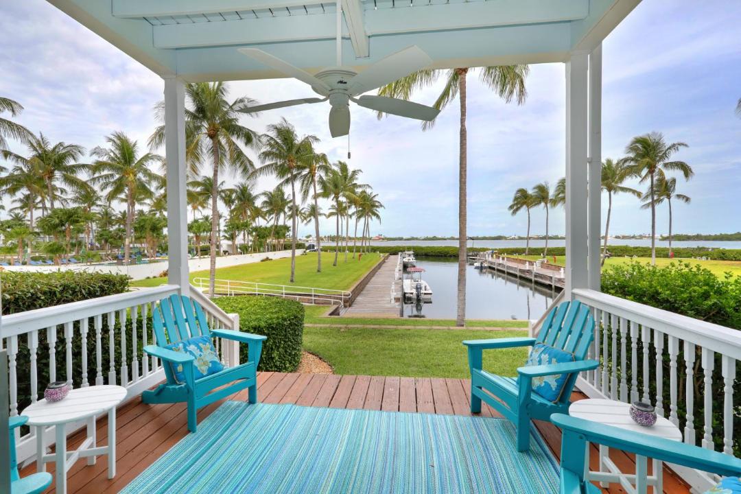 Photo of Patio Balcony in Indigo Reef Marina Homes