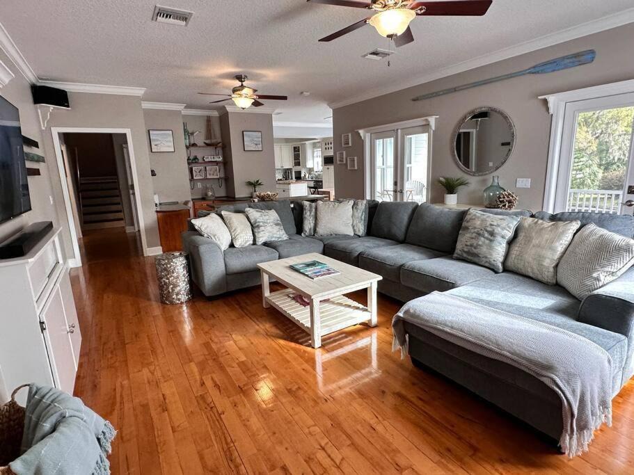 Photo of Livingroom in Crystal River