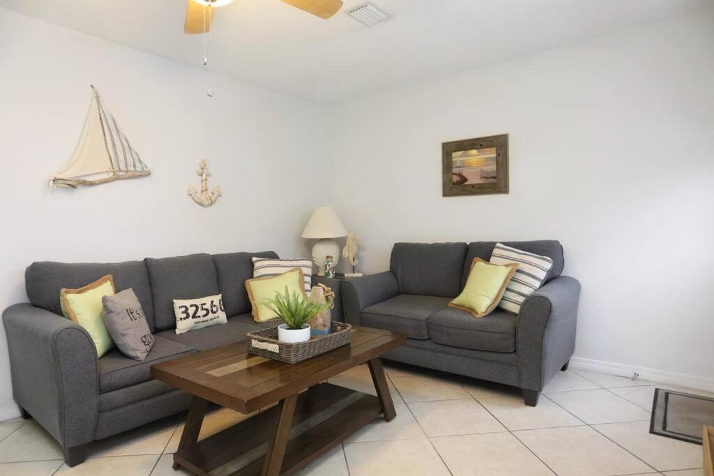 Photo of Livingroom in Sugar Beach