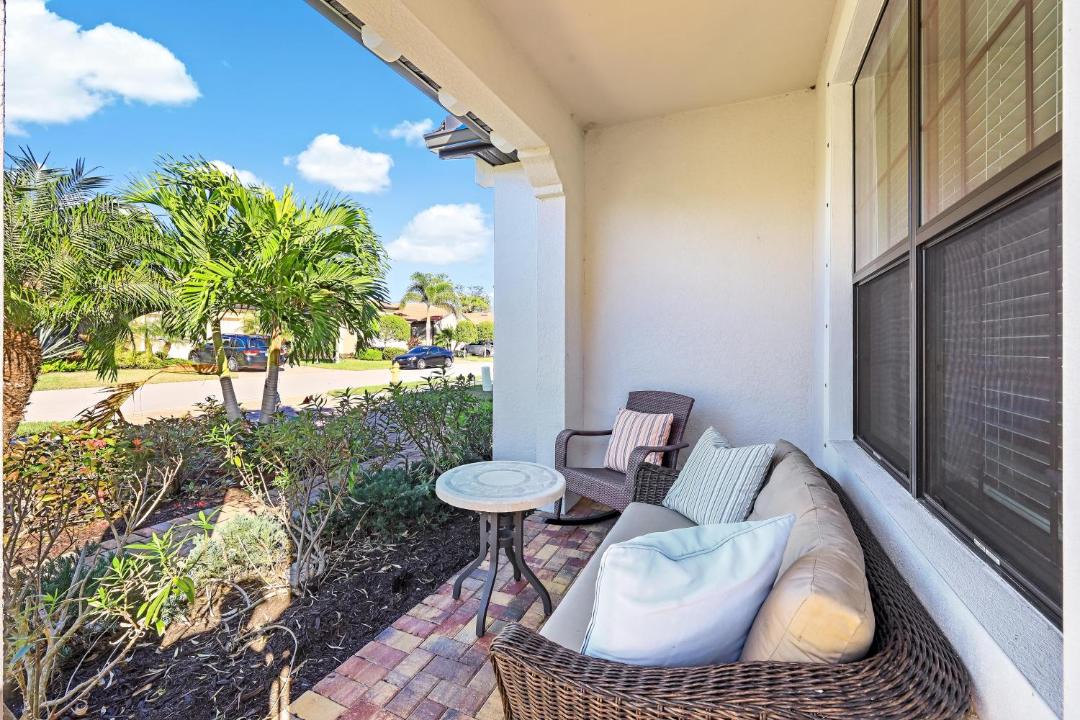 Photo of Patio Balcony in Naples