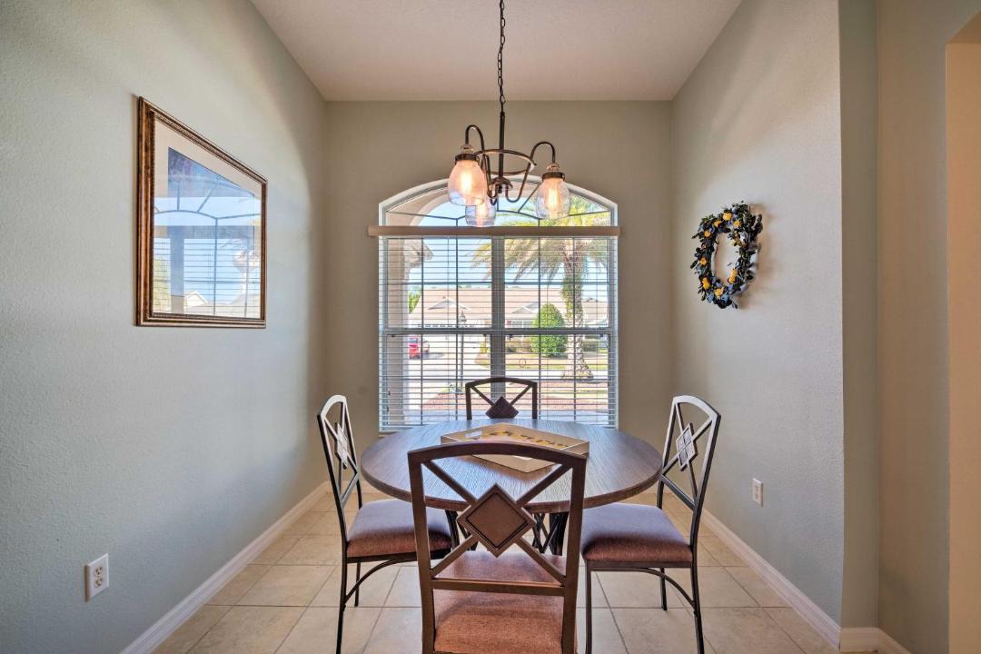 Photo of Livingroom in Duval