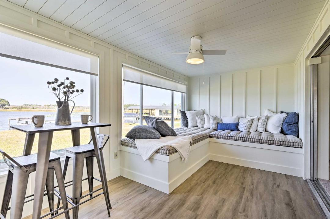 Photo of Livingroom in Summerfield