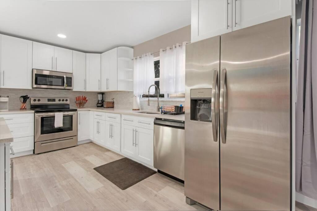 Photo of Kitchen in Mangonia Park