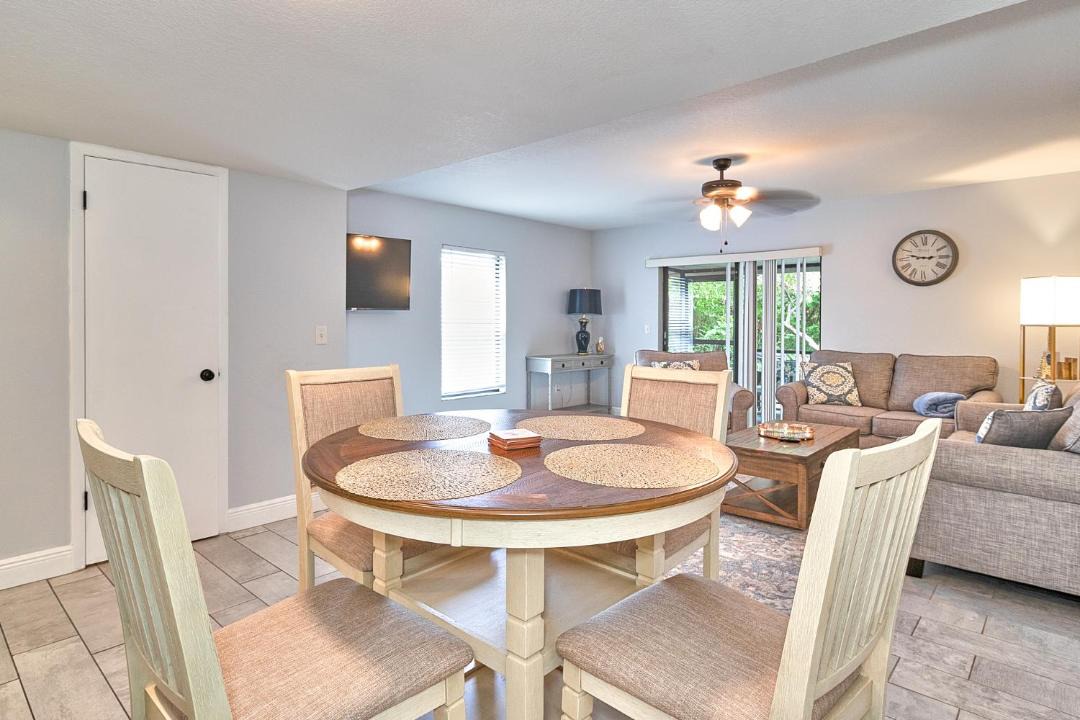 Photo of Livingroom in Bayshore Gardens