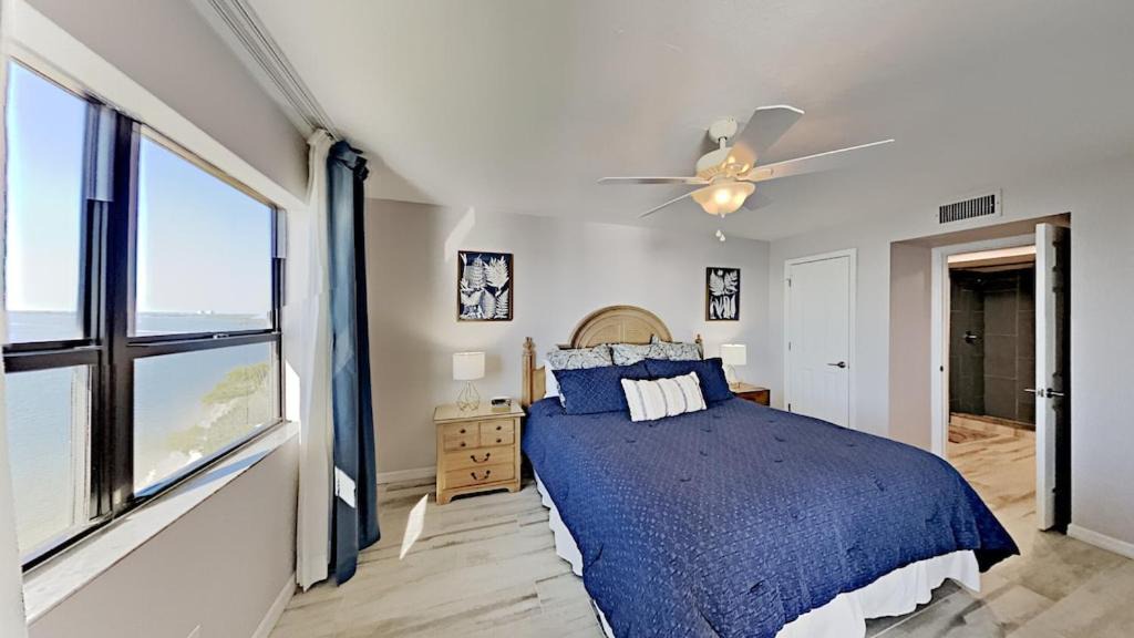 Photo of Bedroom in Punta Rassa