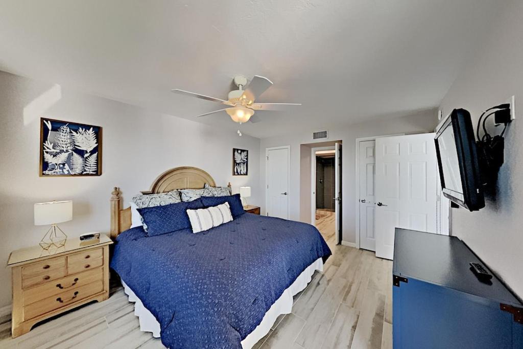 Photo of Bedroom in Punta Rassa