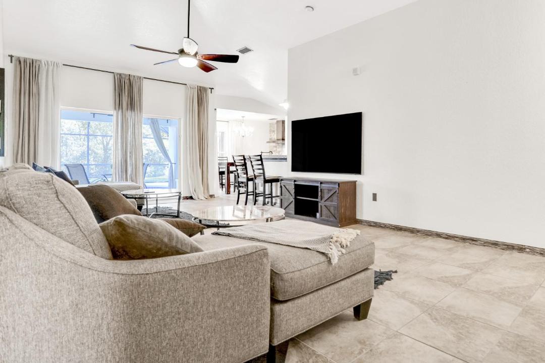 Photo of Livingroom in Silver Creek