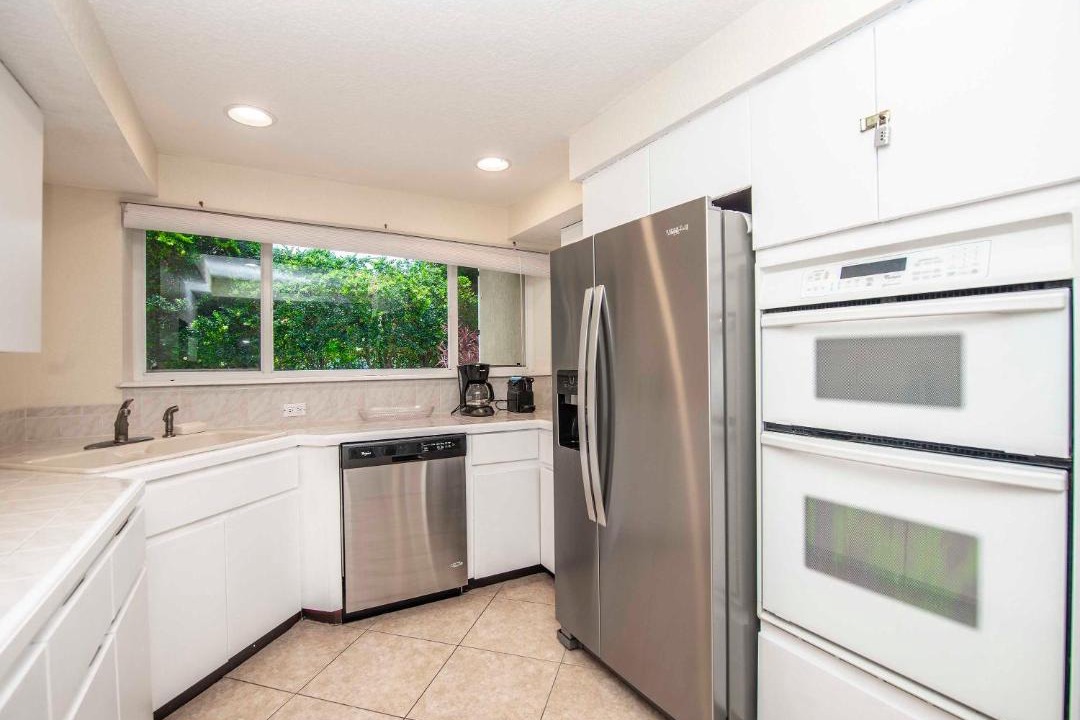 Photo of Kitchen in Groveland