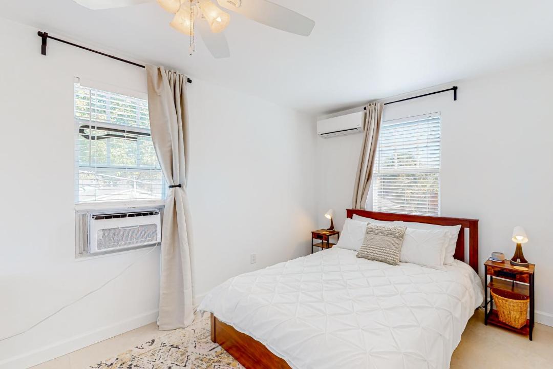 Photo of Bedroom in Flamingo Parks