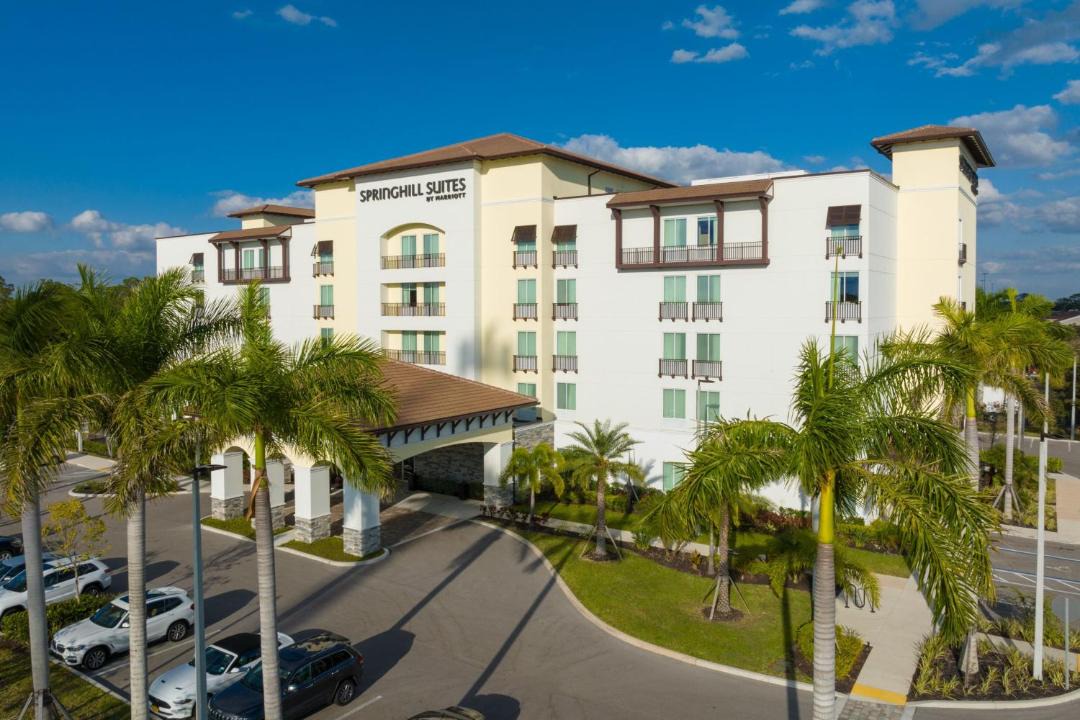 Photo of Others in Estero