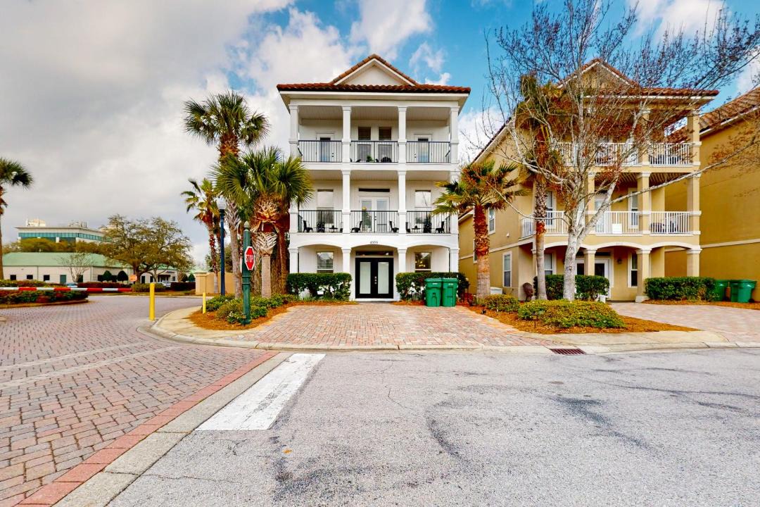 Photo of Buildings in Villages of Crystal Beach