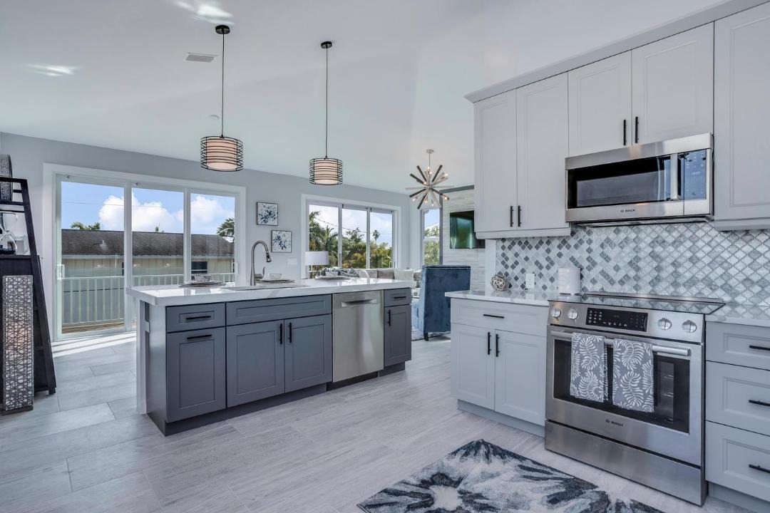 Photo of Kitchen in Mid Island