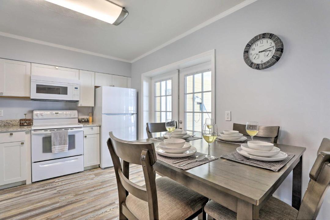 Photo of Livingroom in Bayshore Gardens