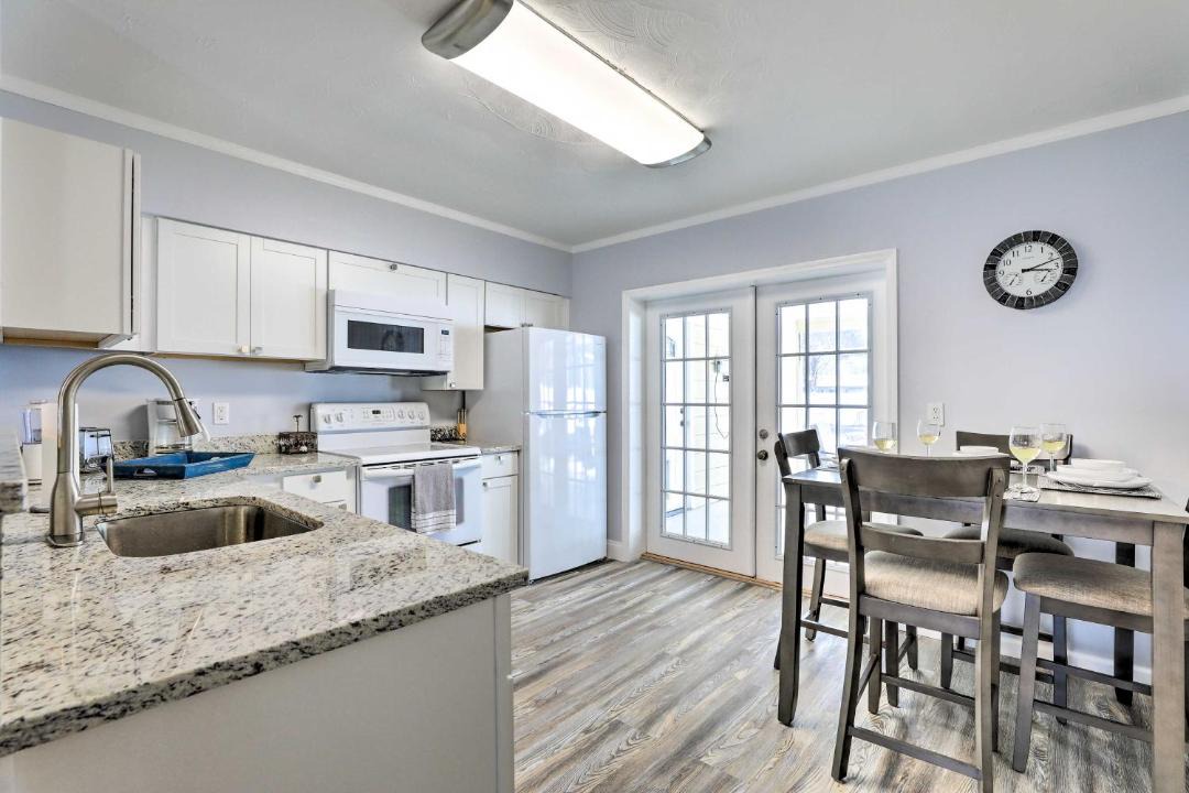 Photo of Livingroom in Bayshore Gardens